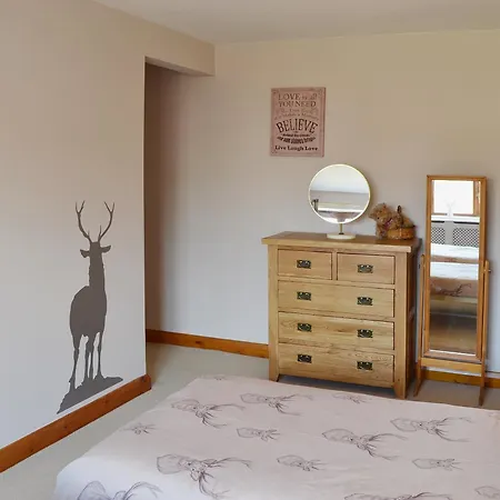 Ye Olde Smithy Nyaraló *